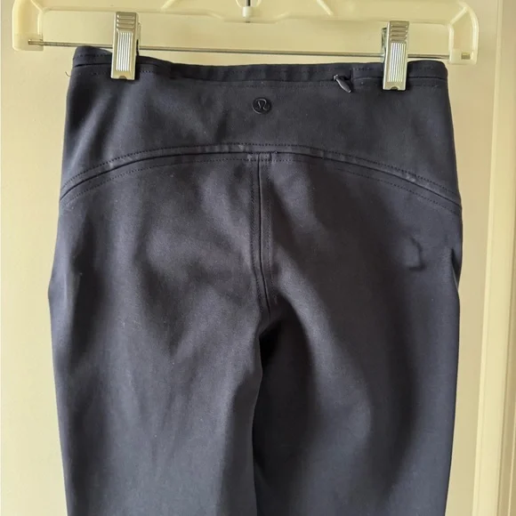 Lululemon pull-on pants - Picture 5 of 11